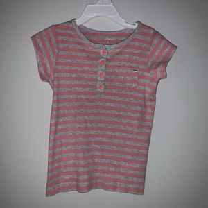 Girl’s size 7 short sleeve